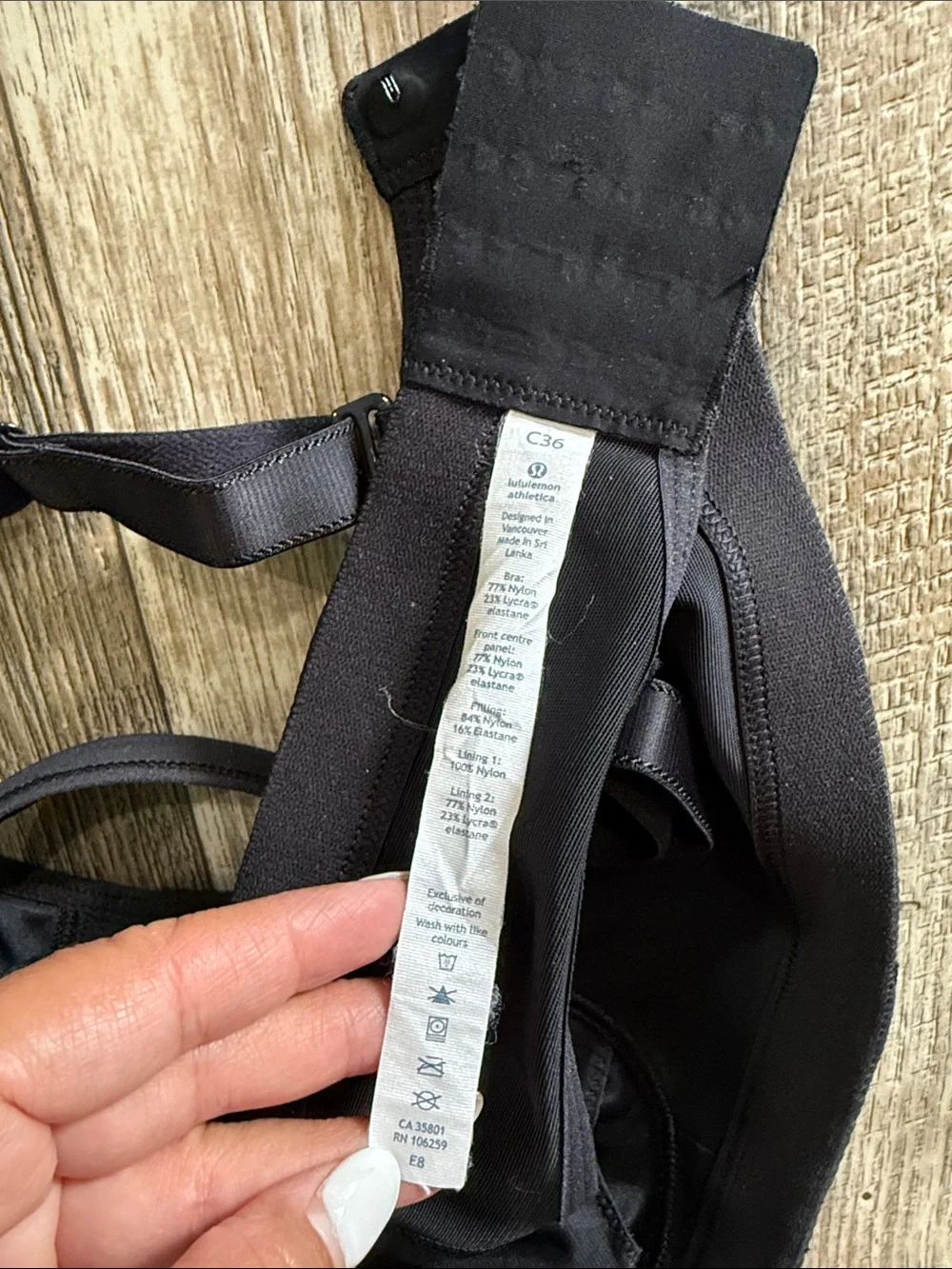 🌟lululemon athletica 🌟Black Wireless Support Crop Sports Bra C36